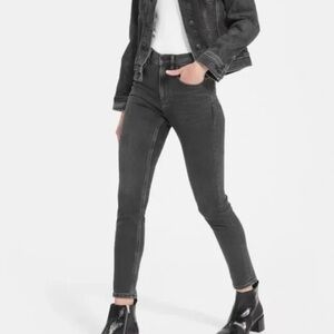 Everlane THE CURVY HIGH-RISE SKINNY Color Charcoal Grey Size 29